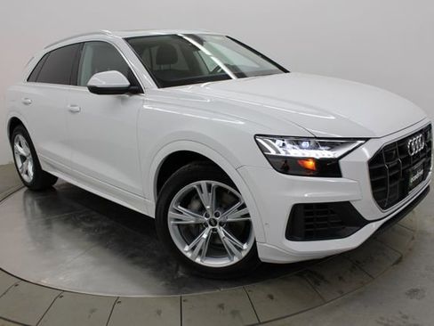 Used 2022 Audi Q8 Premium Plus w/ Premium Plus Package AWD/4WD image 1