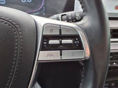 Used 2024 Kia Telluride EX w/ EX Captain's Chair Package FWD image 33