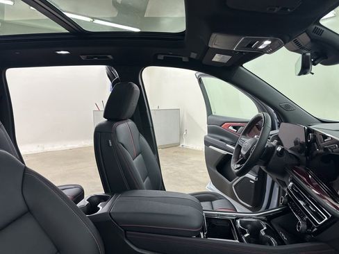 New 2026 Chevrolet Traverse RS AWD/4WD image 22