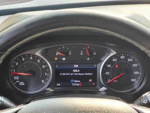 Used 2023 GMC Terrain SLT w/ LPO, Floor Liner Package AWD/4WD image 29
