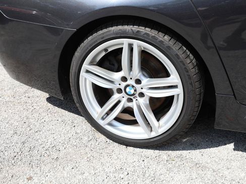 Used 2014 BMW 550i xDrive Sedan AWD/4WD image 9