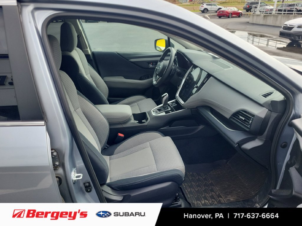 Used 2024 Subaru Outback Premium AWD/4WD image 11