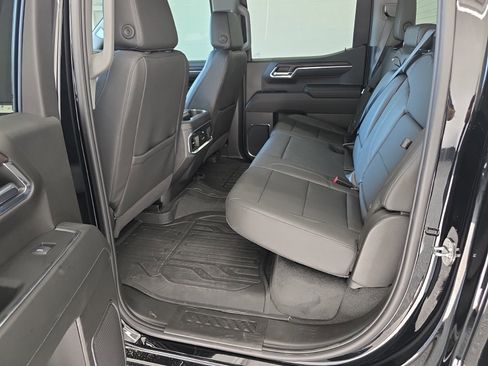 Used 2024 GMC Sierra 1500 SLT w/ SLT Premium Package image 27