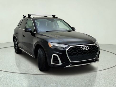 Used 2023 Audi Q5 2.0T Premium w/ Convenience Package AWD/4WD image 4
