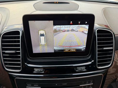 Used 2019 Mercedes-Benz GLS 450 4MATIC w/ Premium 1 Package image 27