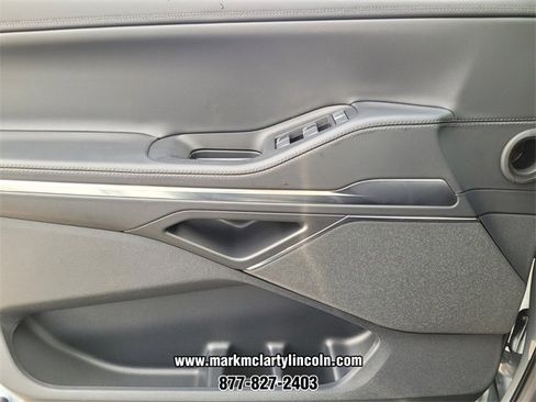 New 2025 Lincoln Navigator L Reserve w/ Jet Appearance Package image 23