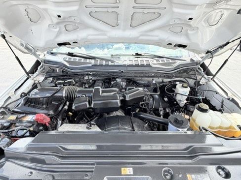 Used 2019 Ford F250 XL w/ Power Equipment Group AWD/4WD image 24
