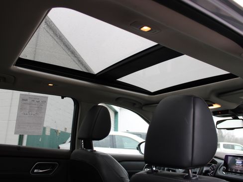 Certified 2021 Nissan Rogue SL image 12