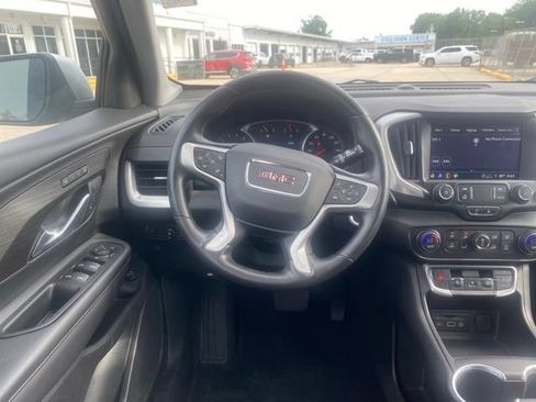 Used 2022 GMC Terrain SLT FWD image 17