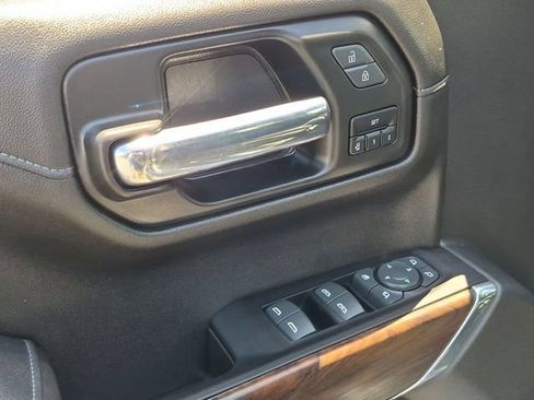 Used 2022 GMC Sierra 1500 SLT w/ SLT Premium Plus Package RWD image 24
