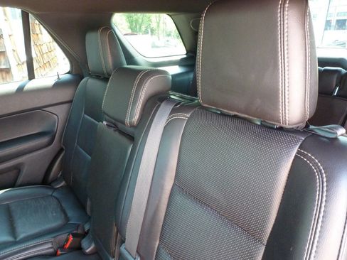 Used 2013 Ford Explorer Sport AWD/4WD image 27