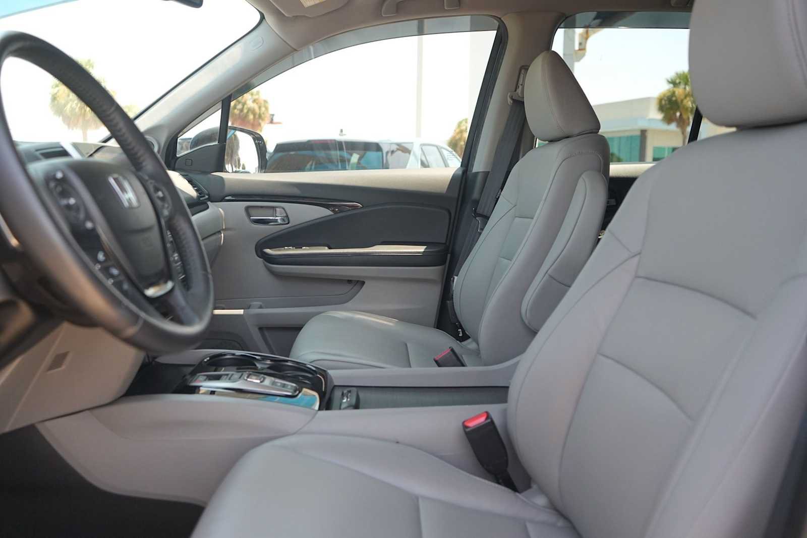 Used 2020 Honda Ridgeline RTL-E image 11