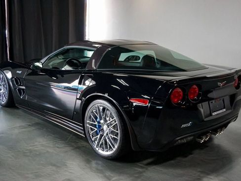 Used 2010 Chevrolet Corvette ZR1 w/ Preferred Equipment Group RWD image 39