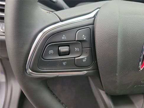 New 2026 Buick Envista Avenir image 23