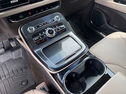 Used 2021 Lincoln Nautilus Reserve FWD image 22