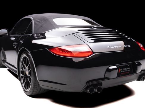 Used 2011 Porsche 911 Carrera GTS RWD image 35