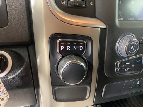 Used 2015 RAM 1500 Lone Star image 25