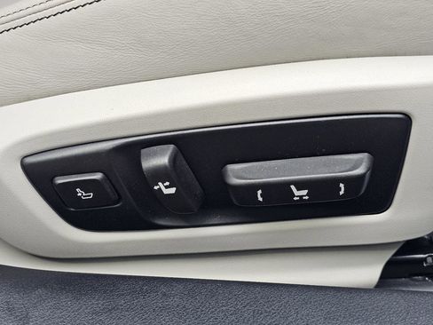 Used 2013 Lexus GS 350 AWD w/ Premium Pkg image 54