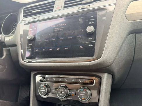 Used 2019 Volkswagen Tiguan SE AWD/4WD image 19