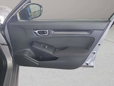 Used 2023 Honda Civic Sport image 28