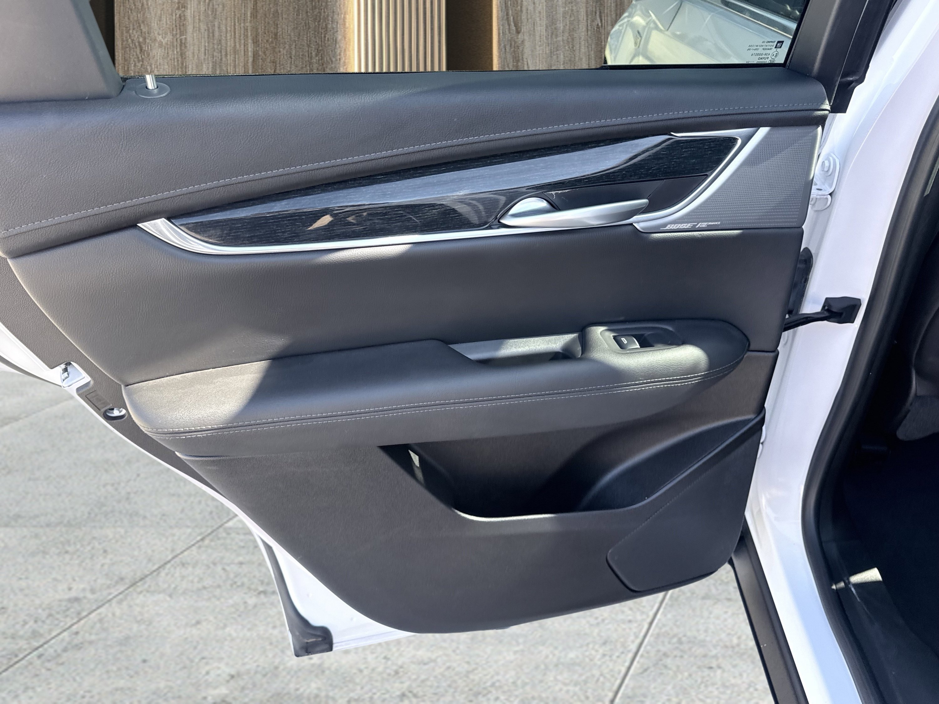 Used 2025 Cadillac XT5 Premium Luxury FWD image 27