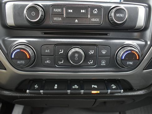 Used 2018 Chevrolet Silverado 1500 LT w/ All Star Edition image 22