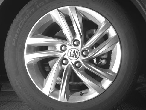 Used 2025 Buick Envista Sport Touring FWD image 13
