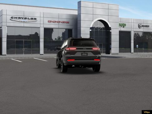 New 2026 Jeep Grand Cherokee Summit AWD/4WD image 13