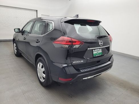 Used 2018 Nissan Rogue S FWD image 5