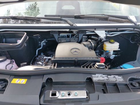 New 2025 Mercedes-Benz Sprinter 2500 image 26