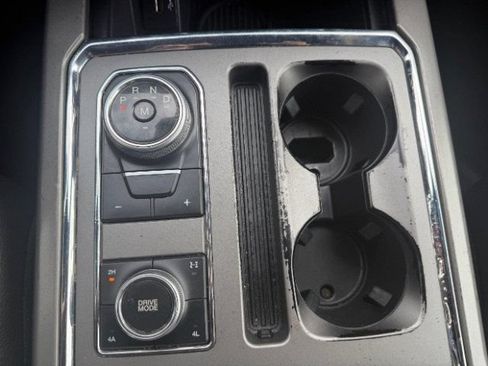Used 2018 Ford Expedition Max XLT AWD/4WD image 30