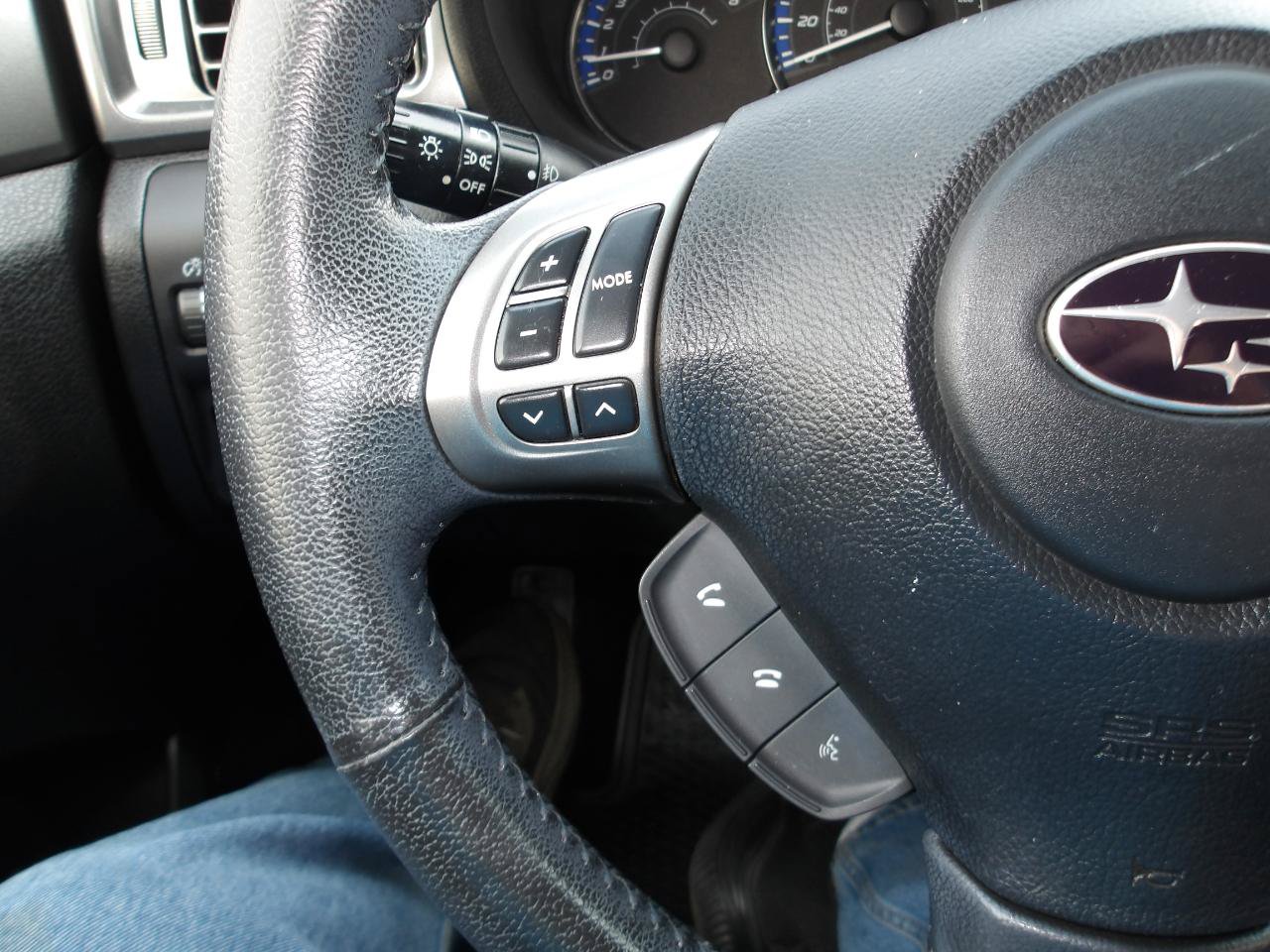 Used 2012 Subaru Forester 2.5X Limited AWD/4WD image 16
