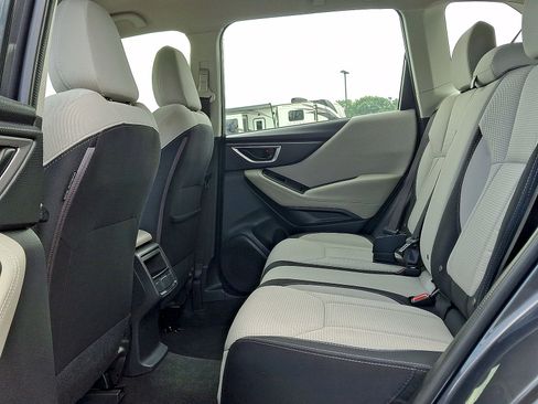 Used 2022 Subaru Forester AWD/4WD image 19