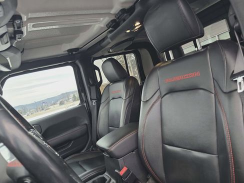 Used 2021 Jeep Gladiator Rubicon image 10