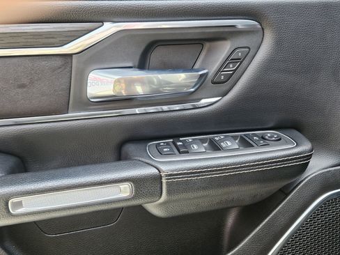 Used 2024 RAM 1500 Laramie image 18