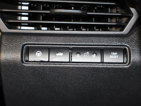 Used 2019 Nissan Altima 2.0 Edition One image 35