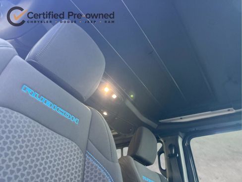 Certified 2025 Jeep Wrangler Unlimited Rubicon 4xe w/ Convenience Group AWD/4WD image 18