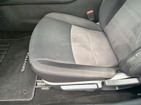 Used 2020 Nissan Sentra SR w/ Electronics Package FWD image 20