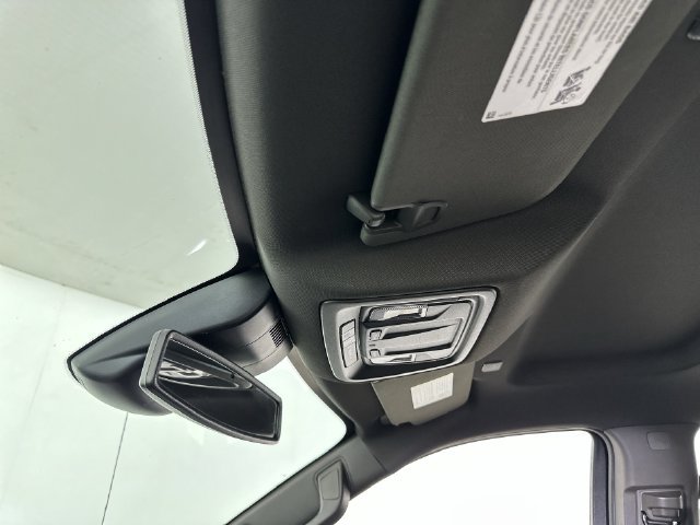 Used 2023 GMC Sierra 1500 SLT w/ SLT Premium Package AWD/4WD image 19