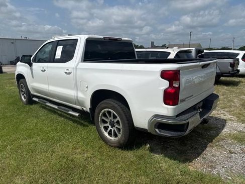 Used 2021 Chevrolet Silverado 1500 LT AWD/4WD image 6