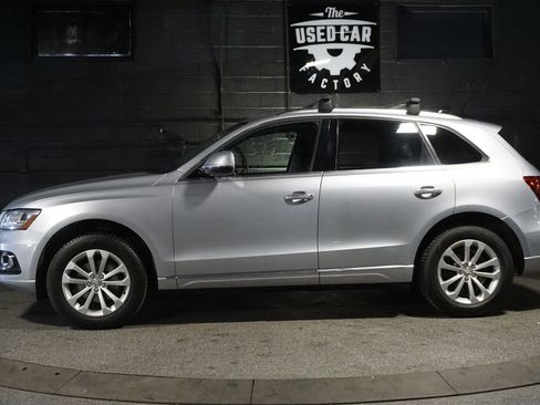 Used 2016 Audi Q5 2.0T Premium Plus w/ Technology Package image 2