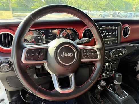 Used 2020 Jeep Wrangler Unlimited Rubicon AWD/4WD image 17