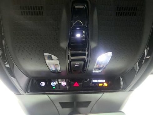 Used 2024 Cadillac Lyriq Luxury AWD/4WD image 70