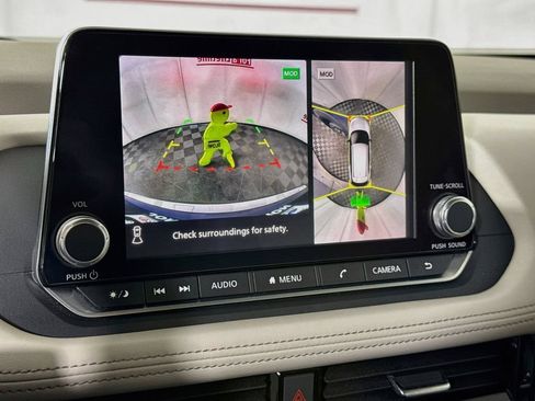 Certified 2021 Nissan Rogue SV AWD/4WD image 6