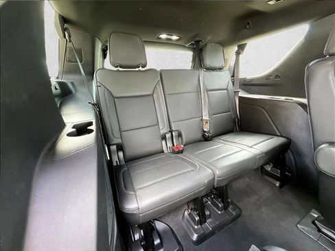 Used 2021 GMC Yukon Denali w/ Denali Premium Package image 28