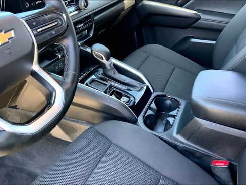 Used 2023 Chevrolet Colorado LT w/ LT Convenience Package II RWD image 16