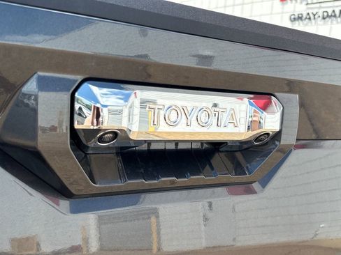 New 2026 Toyota Tundra Limited AWD/4WD image 31