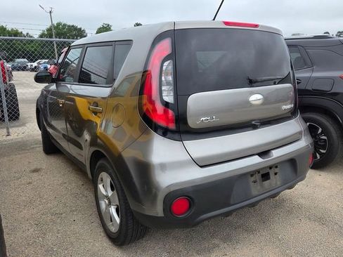 Used 2019 Kia Soul FWD image 8