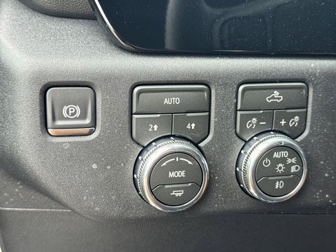 New 2026 GMC Sierra 1500 Elevation AWD/4WD image 16