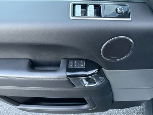 Used 2019 Land Rover Range Rover Sport HSE image 15